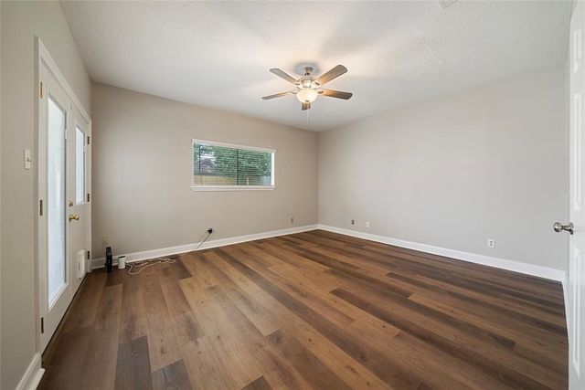 6738 W Greens Road, Houston, TX 77066