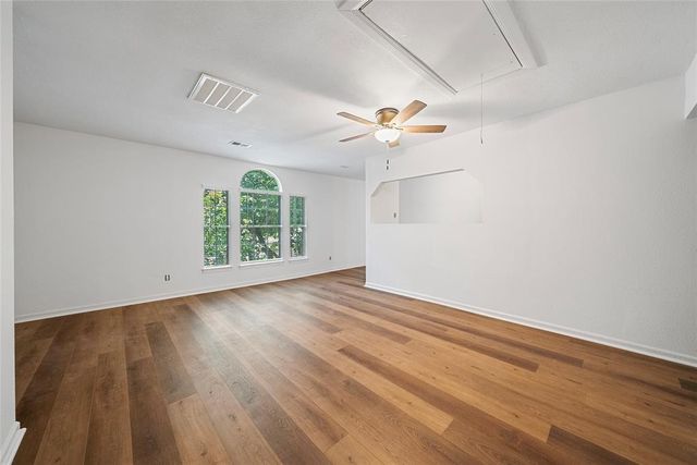 6738 W Greens Road, Houston, TX 77066