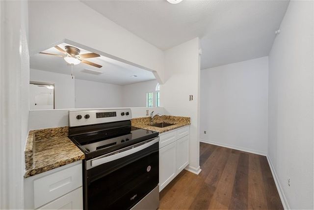 6738 W Greens Road, Houston, TX 77066