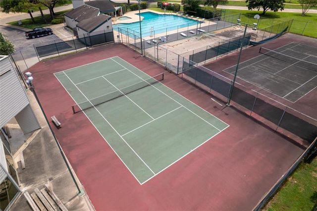 6738 W Greens Road, Houston, TX 77066