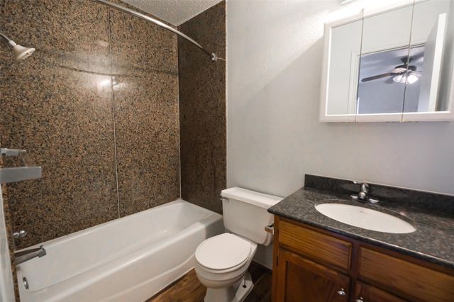 3705 Bryce Avenue 3707, Fort Worth, TX 76107