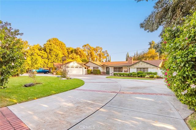 17040 Community Street, Sherwood Forest, CA 91325