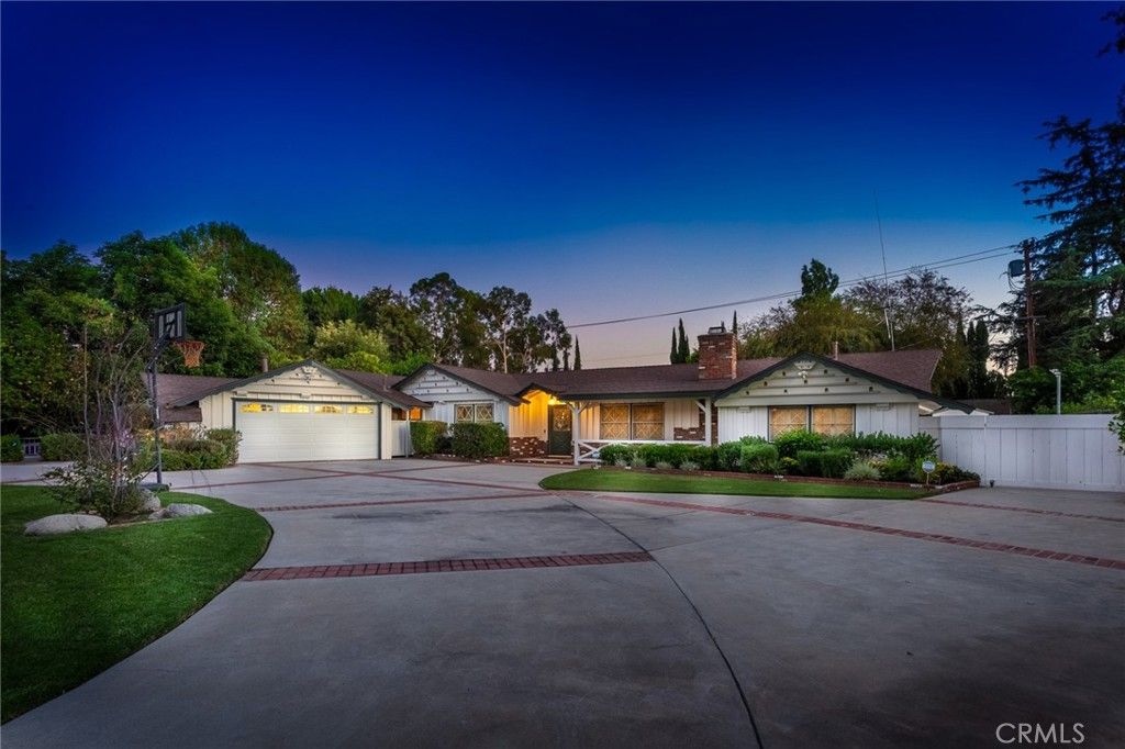 17040 Community Street, Sherwood Forest, CA 91325
