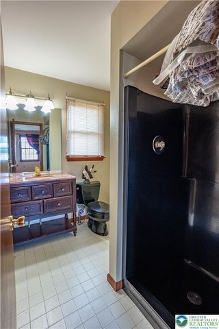 1142 Tremont Street East, Allentown City, PA 18109