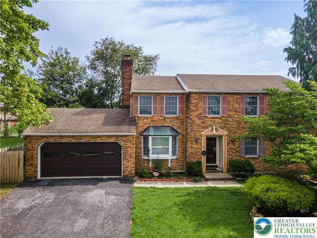 1142 Tremont Street East, Allentown City, PA 18109