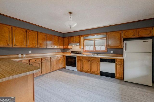 626 Greenbush Road, Lafayette, GA 30728