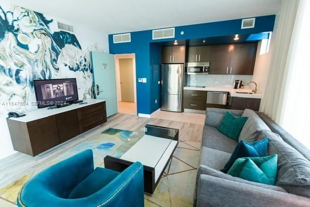 17315 Collins Avenue 1105, Sunny Isles Beach, FL 33160