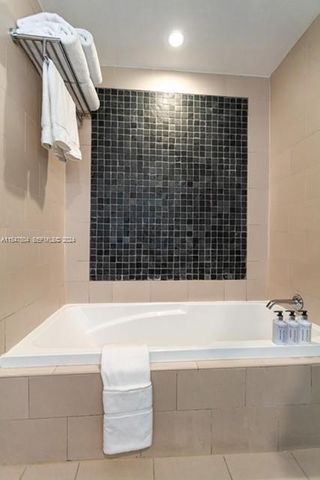 17315 Collins Avenue 1105, Sunny Isles Beach, FL 33160