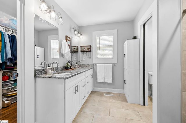 23 Charlotte Street, Greenville, SC 29607