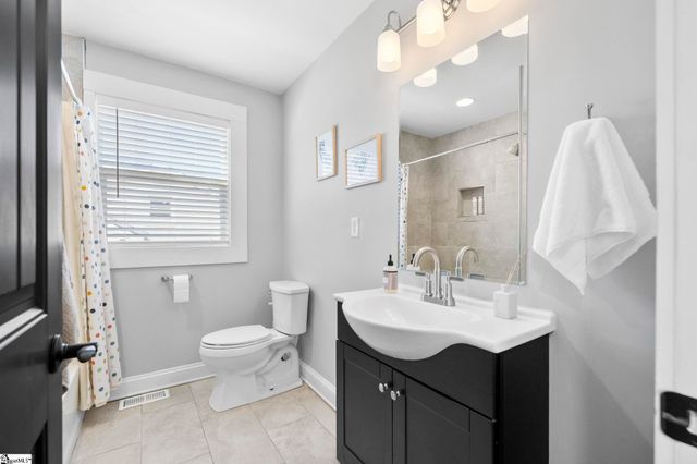 23 Charlotte Street, Greenville, SC 29607