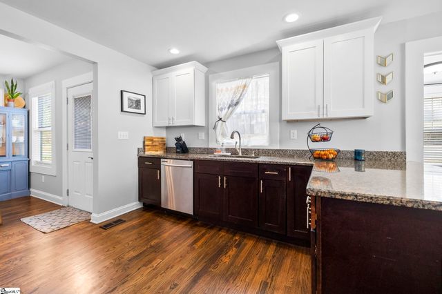 23 Charlotte Street, Greenville, SC 29607