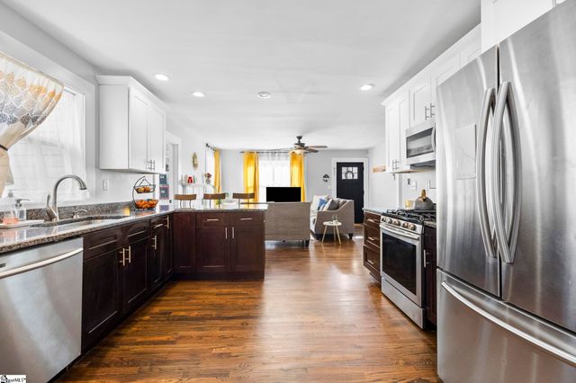 23 Charlotte Street, Greenville, SC 29607