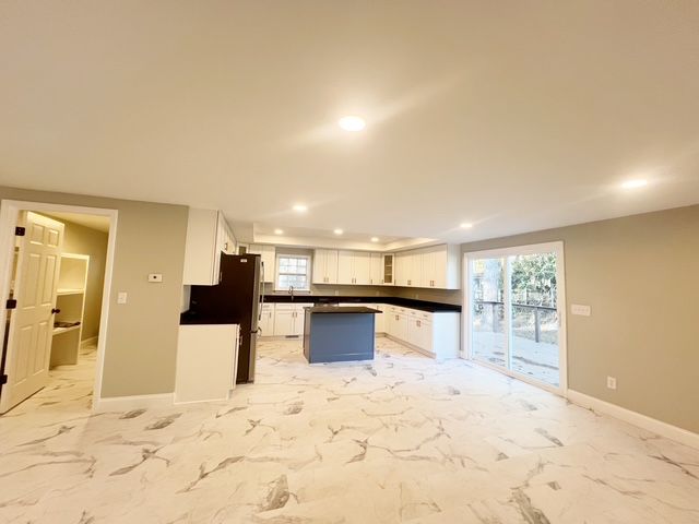 13 Cardinal Drive, Taylors, SC 29687