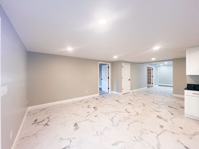 13 Cardinal Drive, Taylors, SC 29687