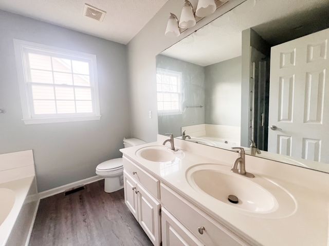 13 Cardinal Drive, Taylors, SC 29687