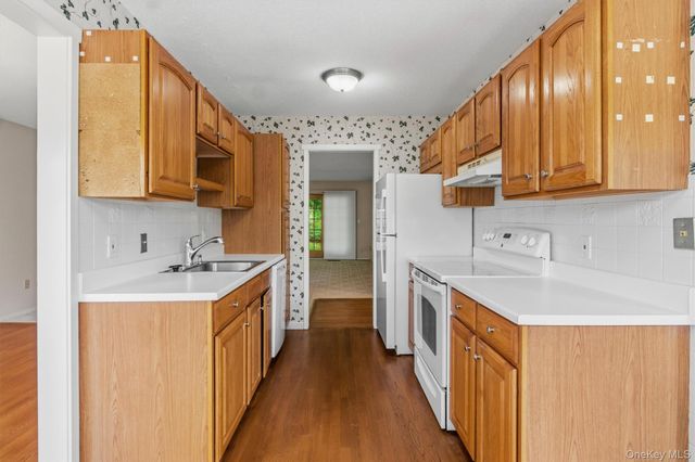 12 Heritage Hills A, Somers, NY 10589