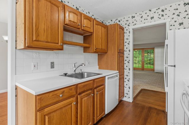 12 Heritage Hills A, Somers, NY 10589