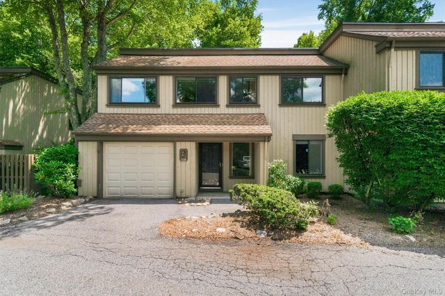 12 Heritage Hills A, Somers, NY 10589