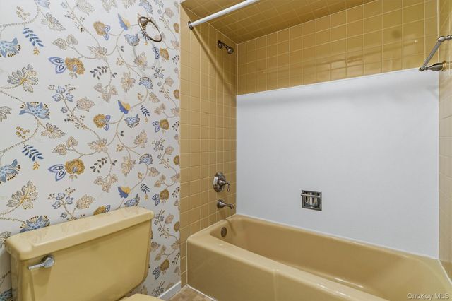 12 Heritage Hills A, Somers, NY 10589