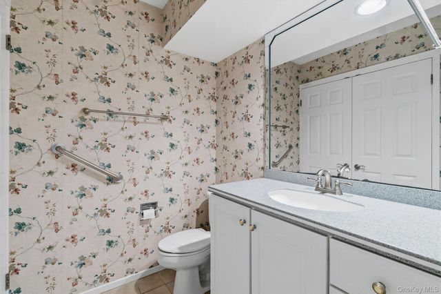 12 Heritage Hills A, Somers, NY 10589