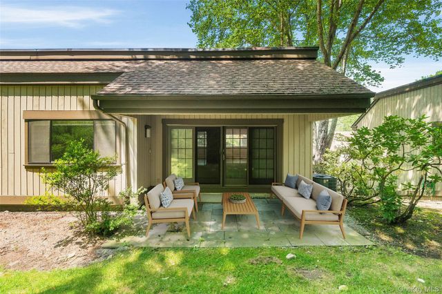 12 Heritage Hills A, Somers, NY 10589