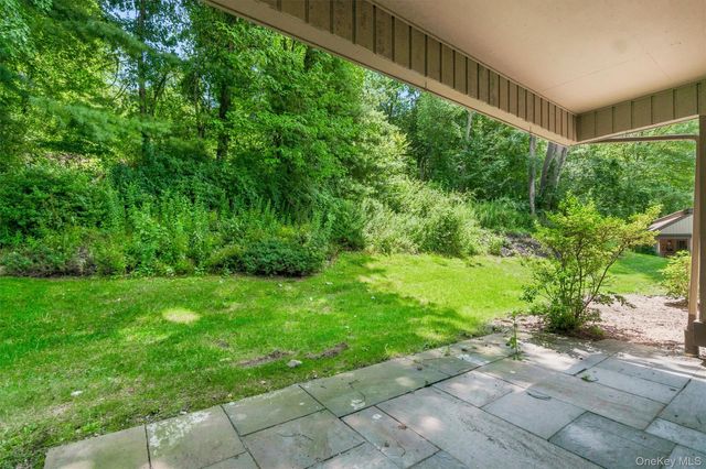 12 Heritage Hills A, Somers, NY 10589