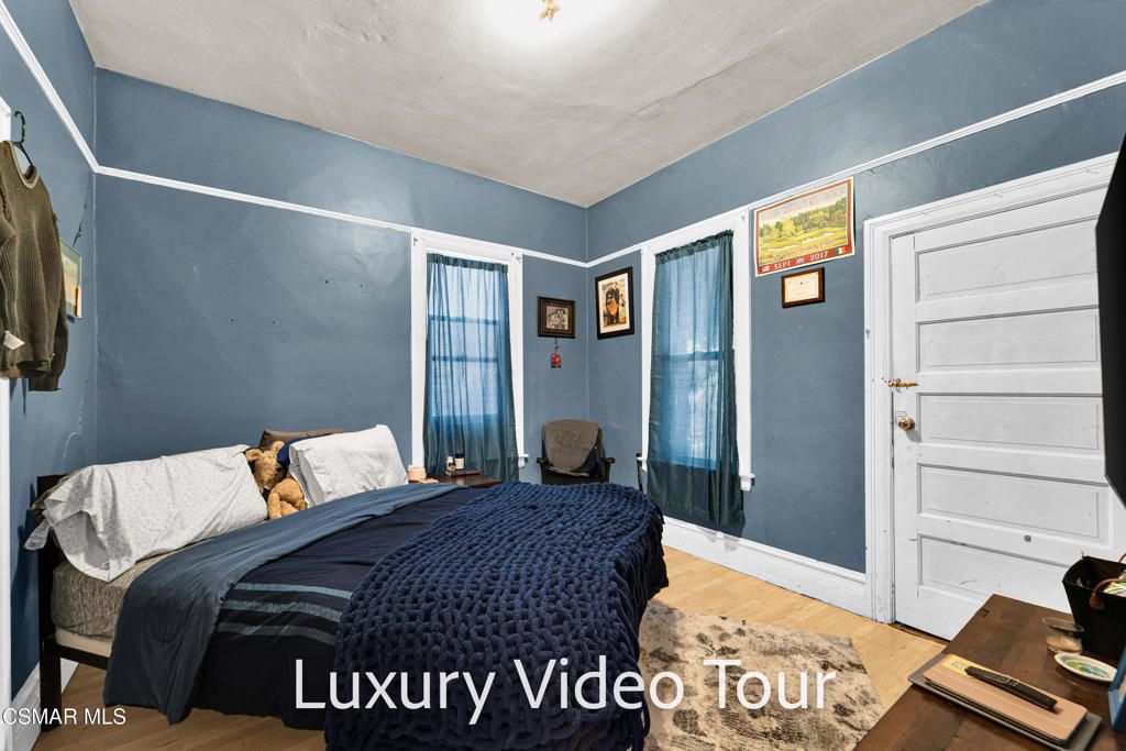 Image 17 of property listing at 638 N Bunker Hill Avenue, Los Angeles, CA 90012