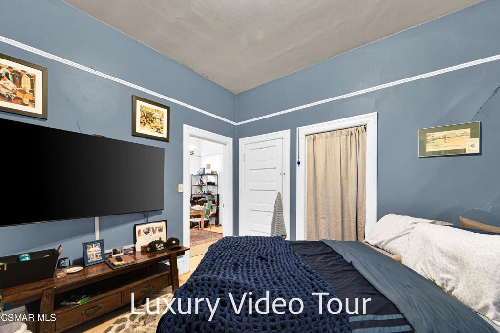 Image 18 of property listing at 638 N Bunker Hill Avenue, Los Angeles, CA 90012