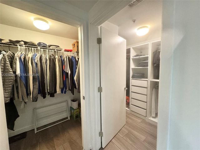 1600 SW 1st Avenue 910, Miami, FL 33129