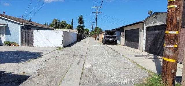 1620 252nd, Harbor City (los Angeles), CA 90710