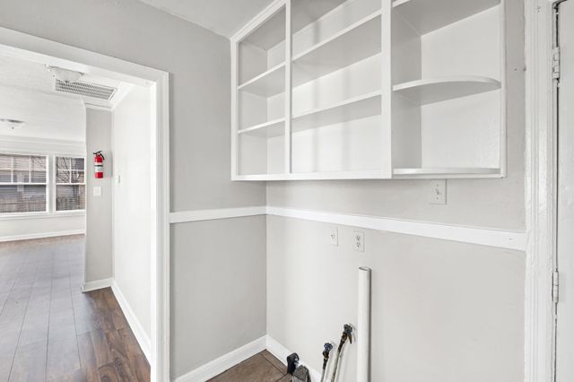 1201 LEAWOOD ST, Memphis, TN 38122