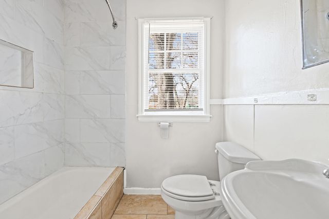 1201 LEAWOOD ST, Memphis, TN 38122