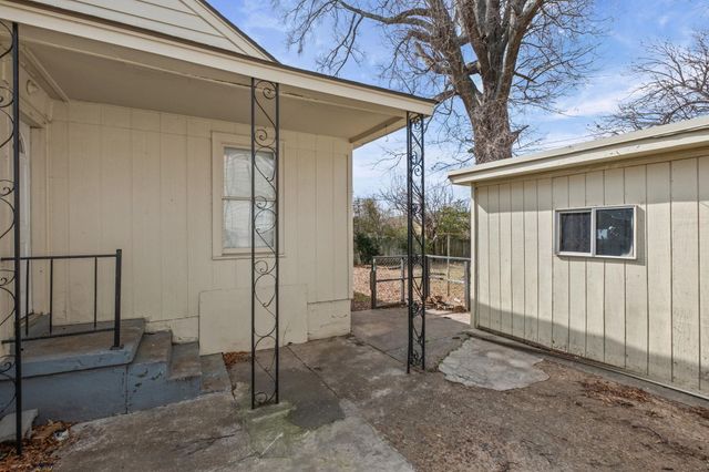 1201 LEAWOOD ST, Memphis, TN 38122