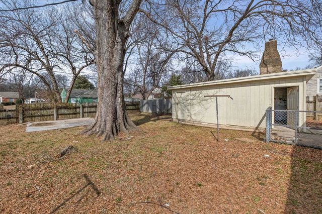 1201 LEAWOOD ST, Memphis, TN 38122