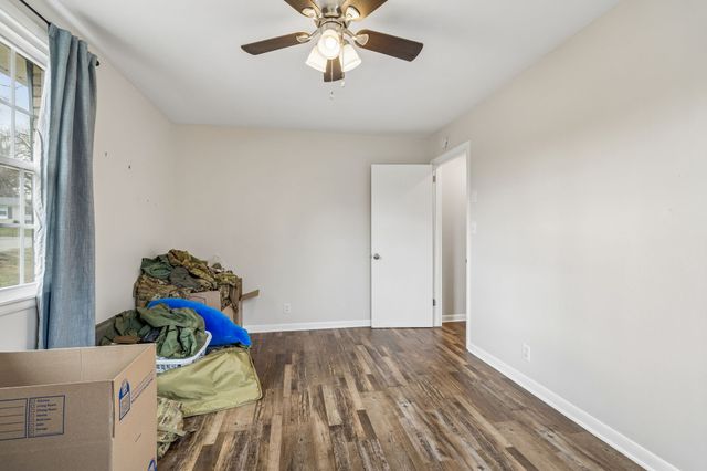205 Shiloh Rd, Clarksville, TN 37042