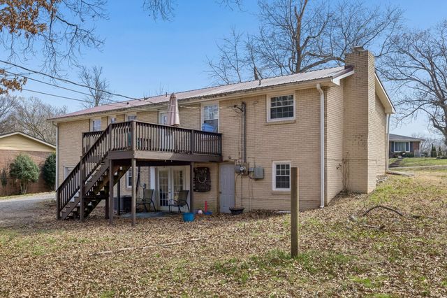 205 Shiloh Rd, Clarksville, TN 37042