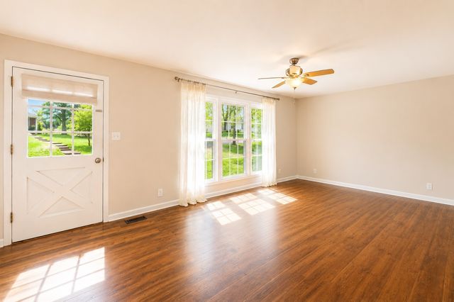 205 Shiloh Rd, Clarksville, TN 37042