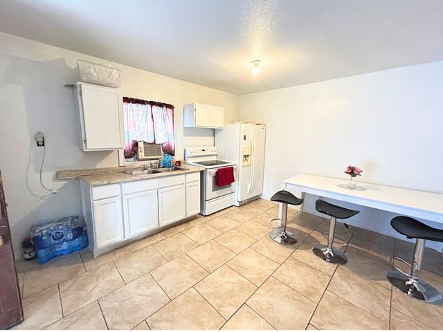 2508 Marjorie Avenue, Dallas, TX 75216