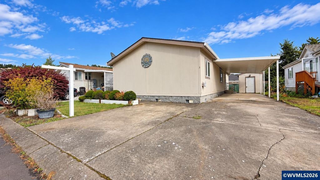 Image 1 of property listing at 221 NW Blair #3 St, Sheridan, OR 97378
