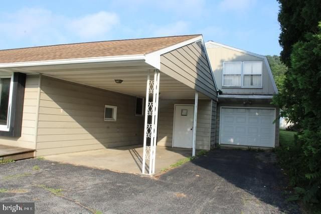 25687 GREAT COVE RD, Mc Connellsburg, PA 17233