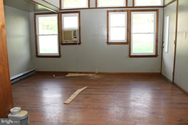 25687 GREAT COVE RD, Mc Connellsburg, PA 17233