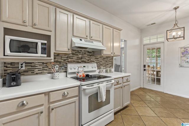 219 CHADWICK LANE, Helena, AL 35080