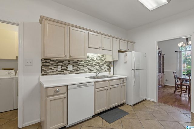 219 CHADWICK LANE, Helena, AL 35080