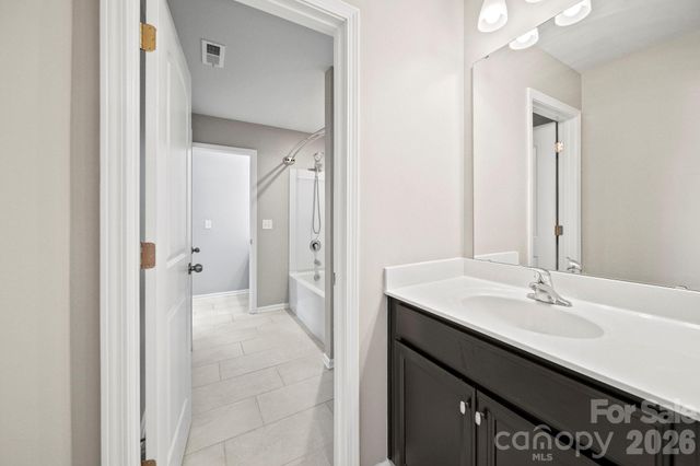 1406 Kings Grove Drive, York, SC 29745
