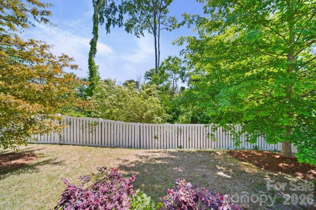 1406 Kings Grove Drive, York, SC 29745