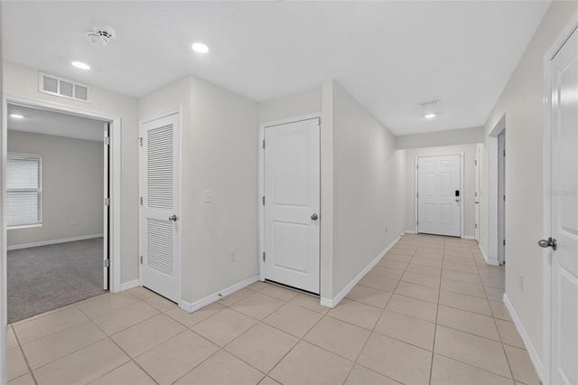1102 COASTAL HAMMOCK AVENUE, Ruskin, FL 33570