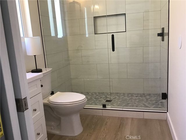 128 W 9th Street, Long Beach, CA 90813