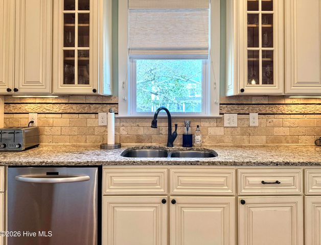 229 NE 43rd Street, Oak Island, NC 28465