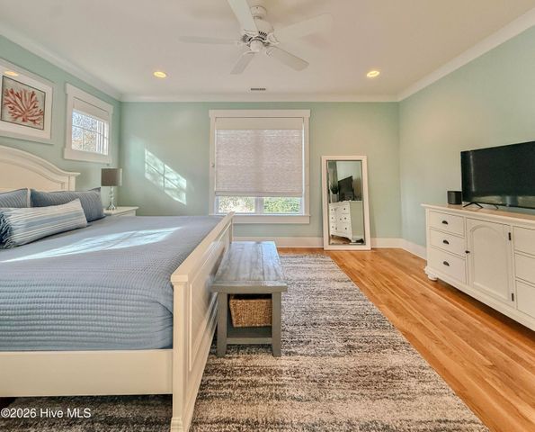 229 NE 43rd Street, Oak Island, NC 28465