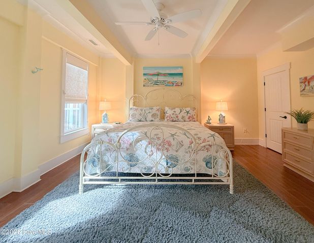 229 NE 43rd Street, Oak Island, NC 28465